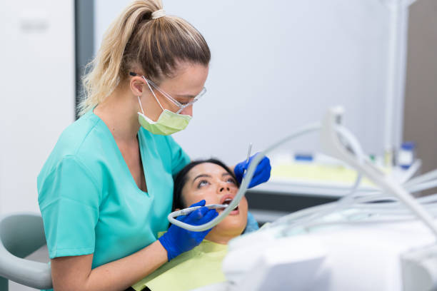 Best Emergency Tooth Extraction in Carbon Cliff, IL
